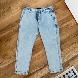 Abercrombie & Fitch Light Wash Relaxed Jeans